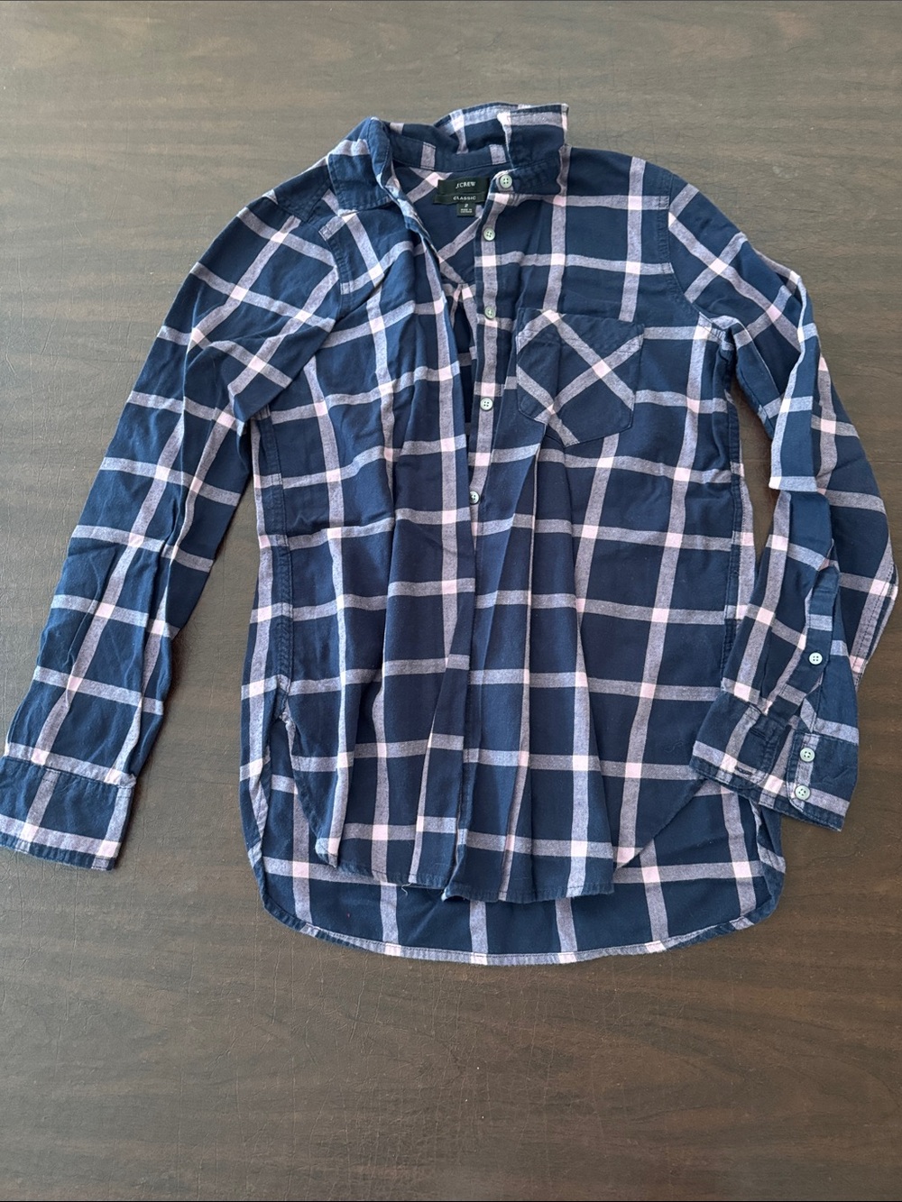 Classic Navy and White Plaid Casual Button-Down Shirt